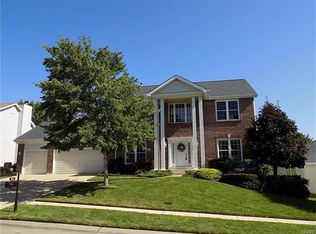 963 Arlington Glen Dr, Fenton, MO