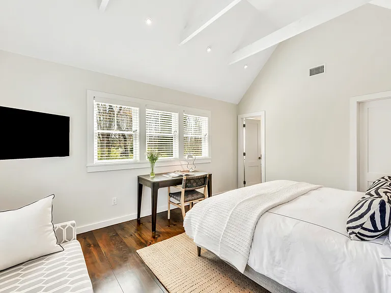 35 Floyd St — Photo 33