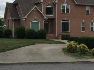 504 Spinnaker Ct, Smyrna, TN 37167