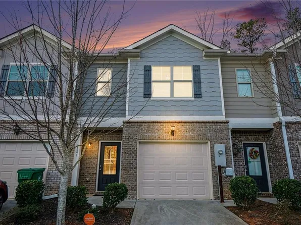 3287 Pennington Dr, Lithonia, GA 30038