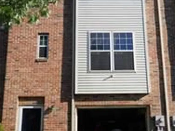 80 E 2nd St, Alburtis, PA 18011