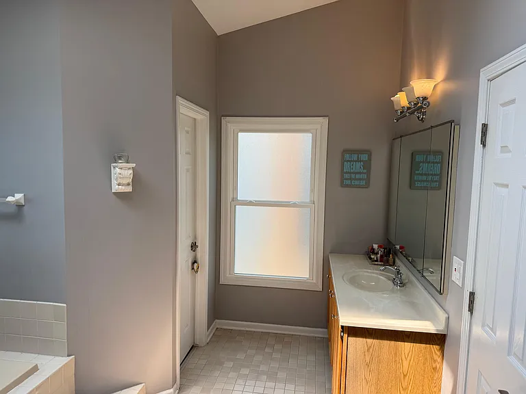 328 Woodside Dr — Photo 12