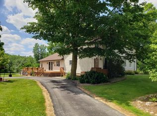 11297 N Shaytown Rd, Sunfield, MI 48890