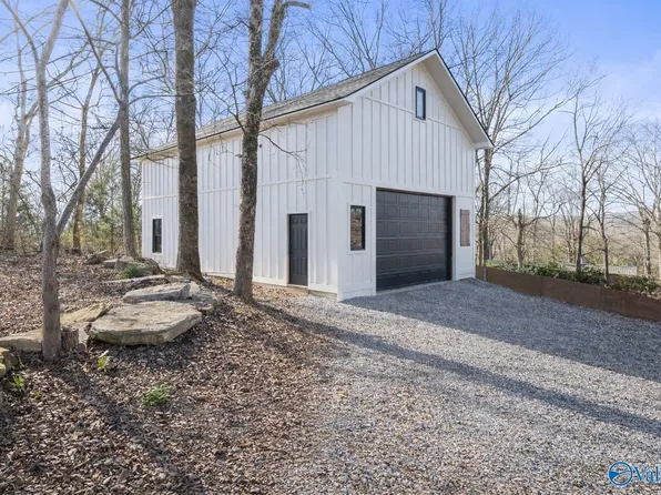 1 Warrenton Rd, Guntersville, AL 35976