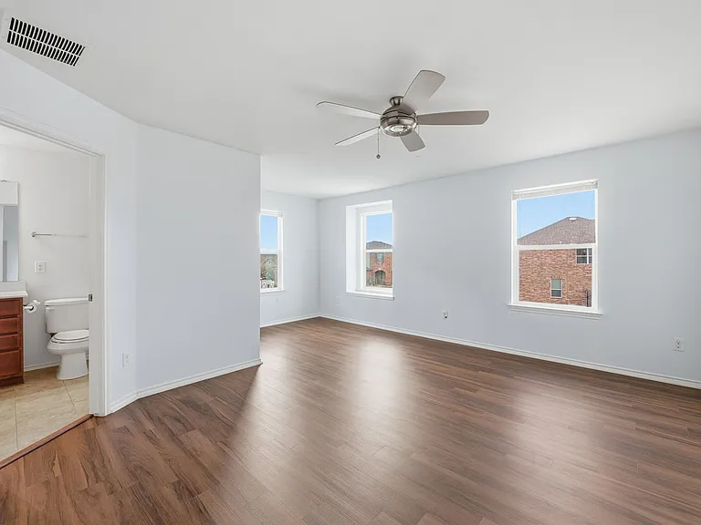 13535 Abraham Lincoln St — Photo 16