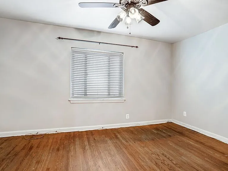 3351 Clay St NE — Photo 25