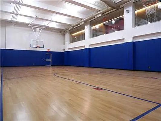 Rented by Domus Realty | media 70