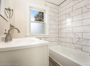 449 W Evelyn Ave, Hazel Park, MI