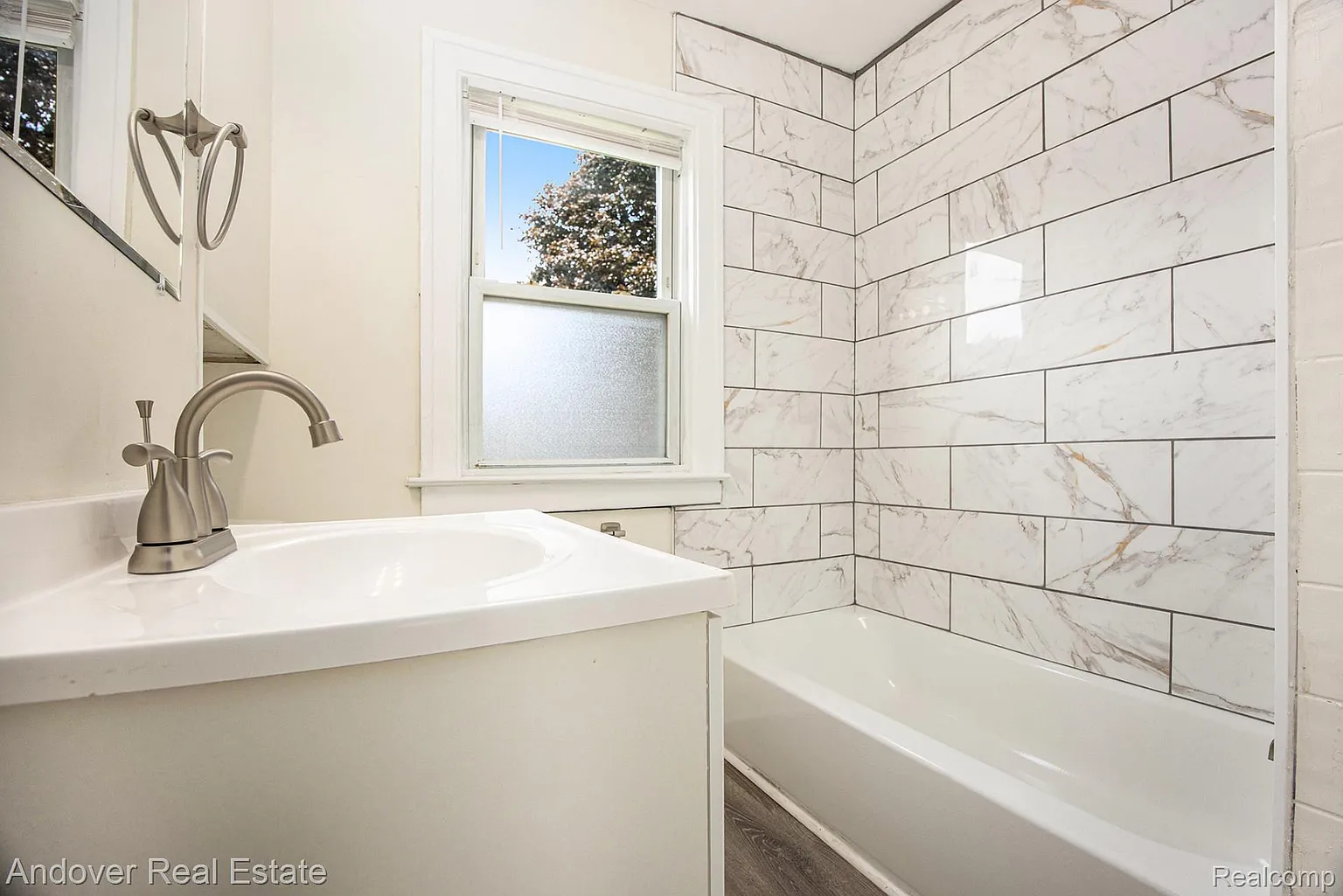 449 W Evelyn Ave photo 1