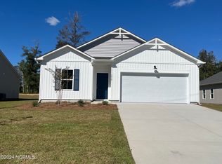 1818 Star Cross Dr SW, Shallotte, NC 28470