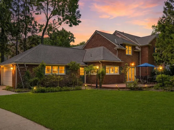 700 Avon Rd, Ann Arbor, MI 48104