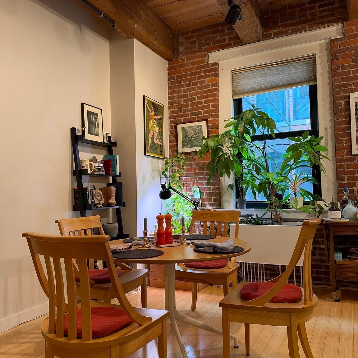 2 bed, 1149 sqft, $4,500 — Photo 4