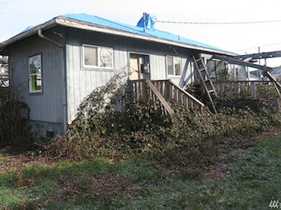 4th image of 1519 Marion St