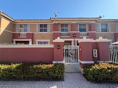 4th image of 6015 NW 116th Pl APT 465