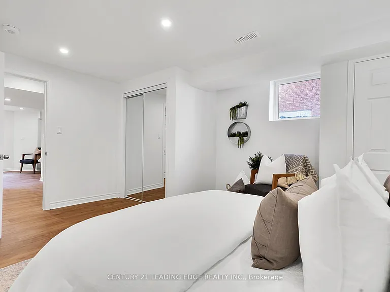 13 Quaintance Ave #2 — Photo 27