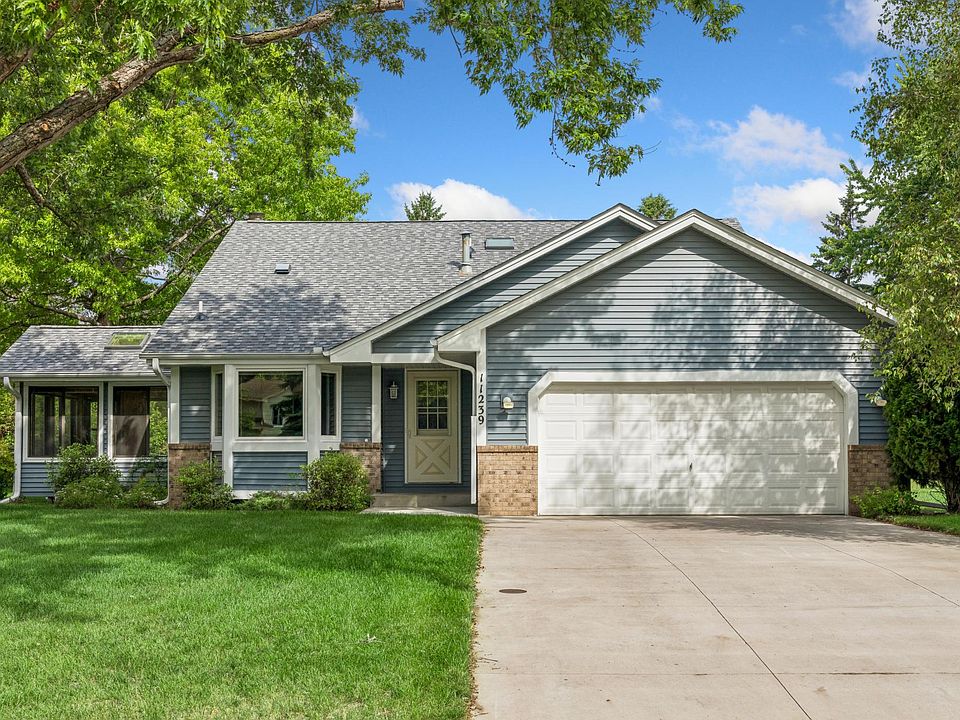 1st image of 11239 Xylon Ave N