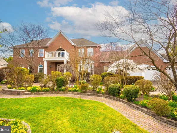 31 Kinglet Dr S #S, Cranbury, NJ 08512