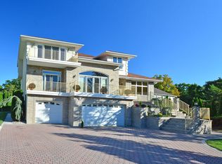 9 Dykers Farm Rd, North Haledon, NJ 07508