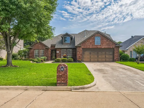 17 Zachary Ct, Mansfield, TX 76063