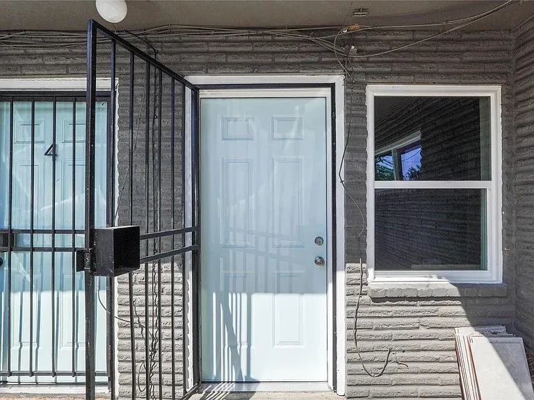 2819 Berry St #1 — Photo 9