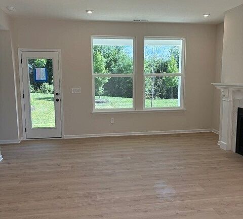 4th image of 3870 Willow Branch Way