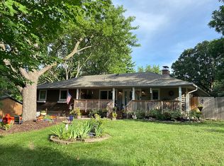 16624 Elm Dr, Minnetonka, MN 55345