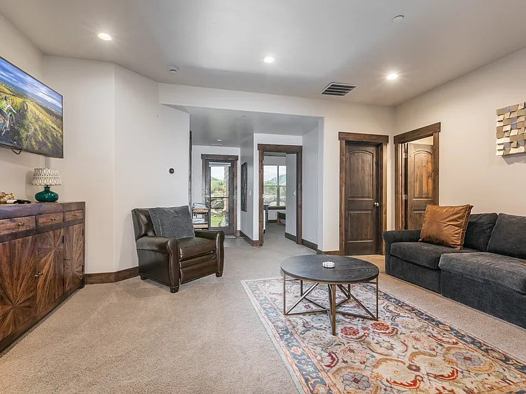 1115 W Wintercress Trl — Photo 24