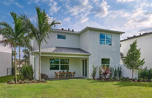 7182 Claudelle St Photo 1