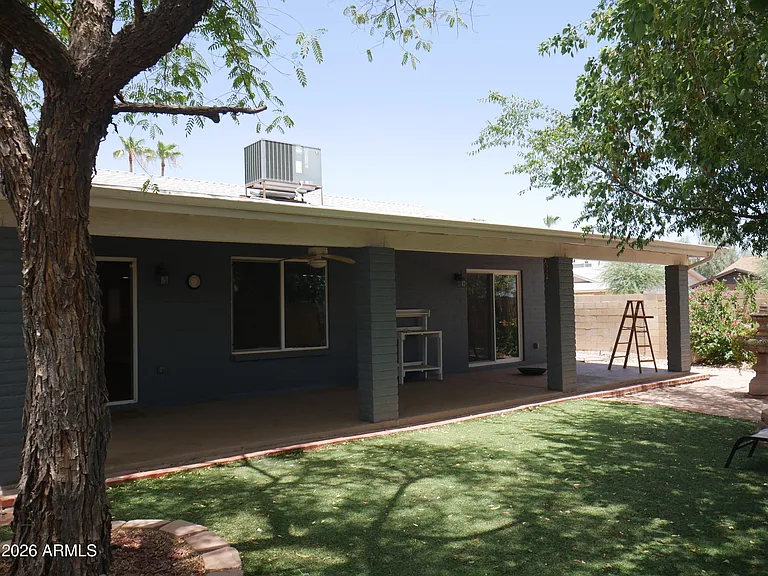 1201 W Loughlin Dr — Photo 23