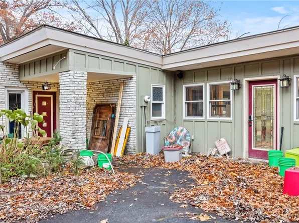 6416 Hunters Creek Rd, South Wales, NY 14139