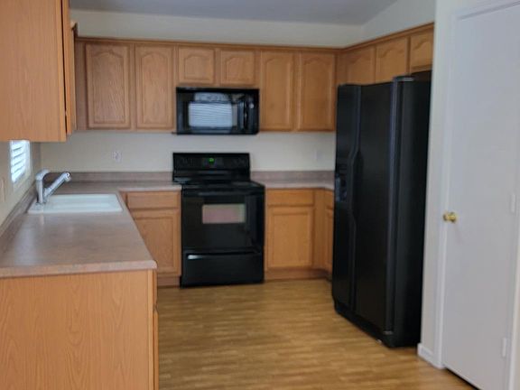 5th image of 818 E Monteleone St