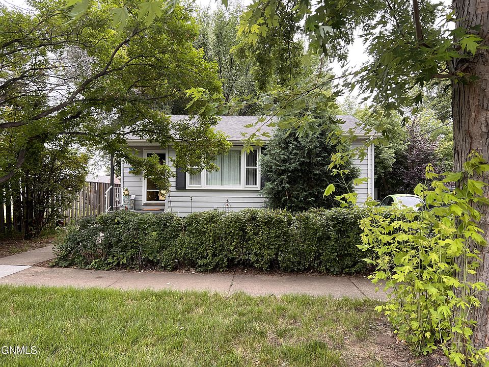 1717 E Avenue B, Bismarck, ND 58501 | Zillow