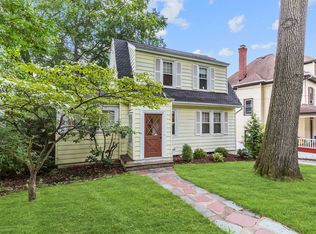 14 Beechwood Rd, Verona, NJ 07044