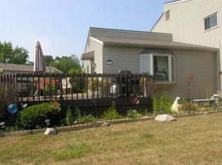 12216 Woodside Dr, Grand Blanc, MI