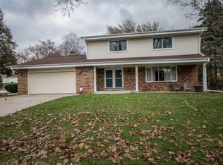 603 S University Dr, Waukesha, WI 53188