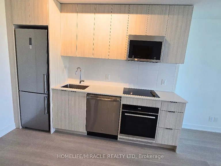 20 Deans Dr #611 — Photo 6