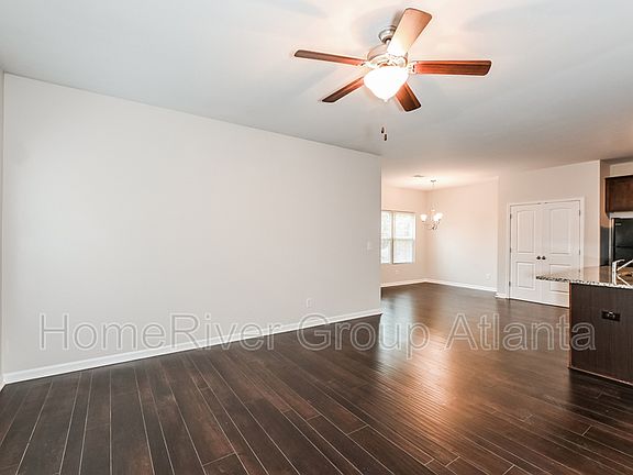 4th image of 209 Daisy Cir