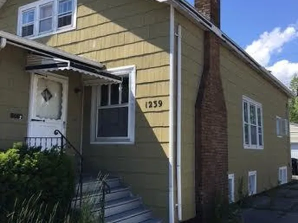 1239 Kenmore Ave, Buffalo, NY 14217