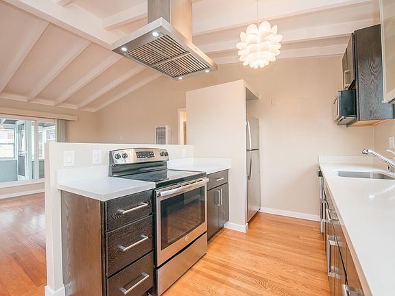 3rd image of 257 Elm St APT 5
