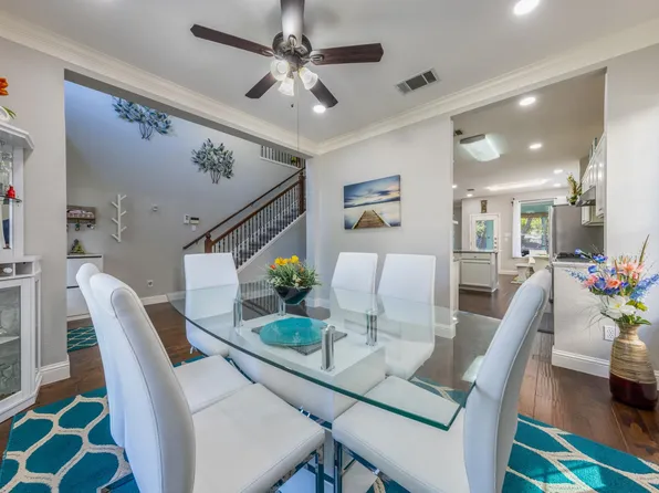 6055 Almelo Dr, Round Rock, TX 78681