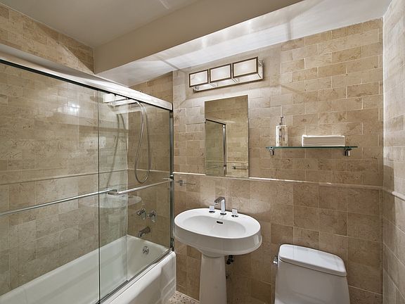 5th image of 305 E 40th St #15DE
