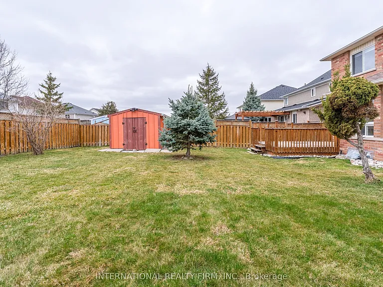 102 Hunter Way — Photo 45