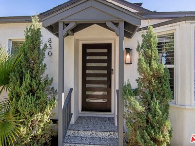 830 N Kenwood St, Burbank, CA, 91505