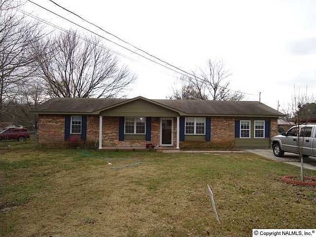 1st image of 526 Diane Ave