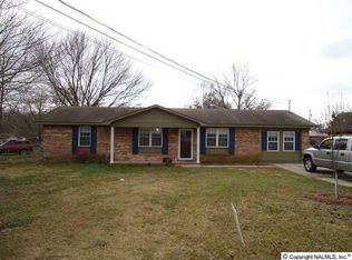 526 Diane Ave, Albertville, AL 35950