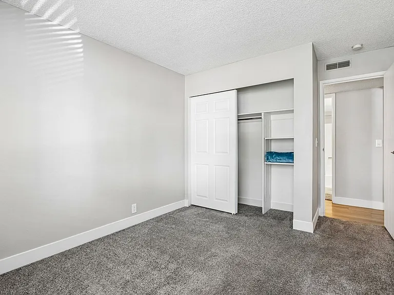 Brighton Place Apartments — Photo 50