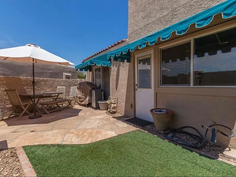 5837 N 8th Pl — Photo 19
