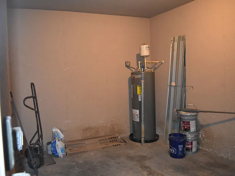 1040 Venetian Dr #203 — Photo 41