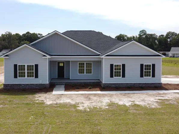 175 W Willow Lake Dr, Metter, GA 30439