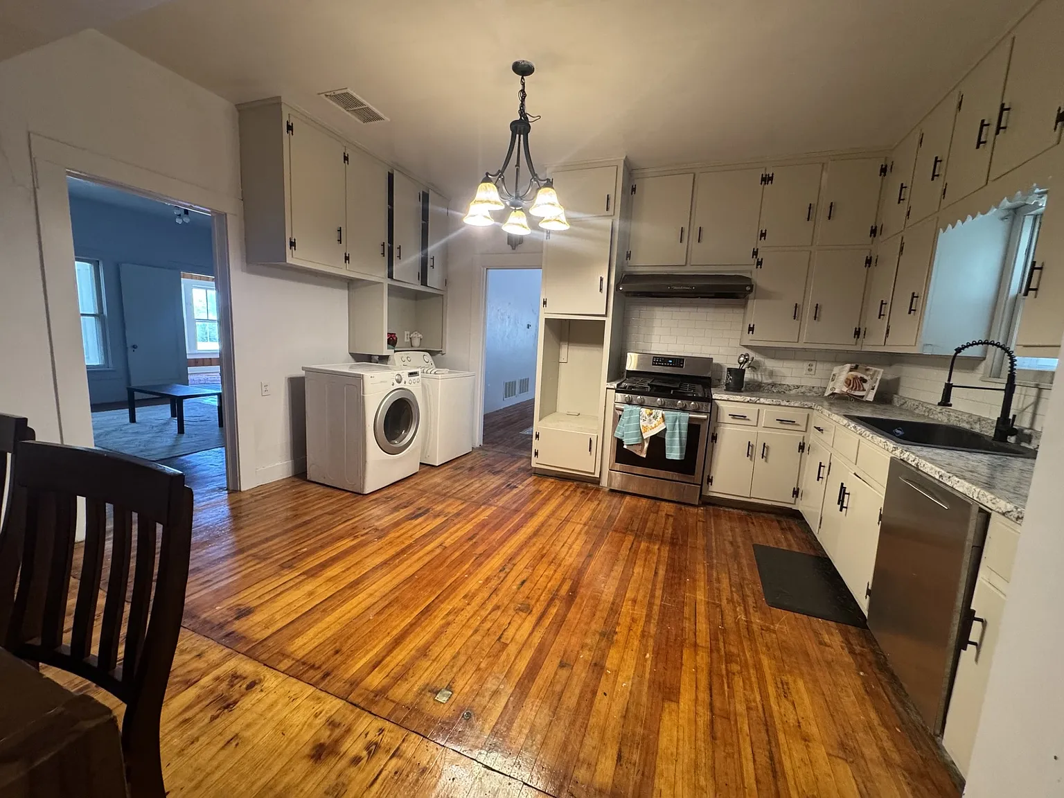 817 West Long - 1 — Photo 3